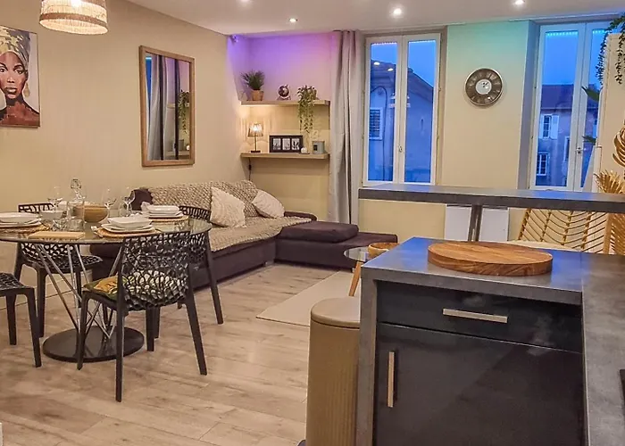 Le Saint-laurent Cocoon Design Coeur De Apartmán *